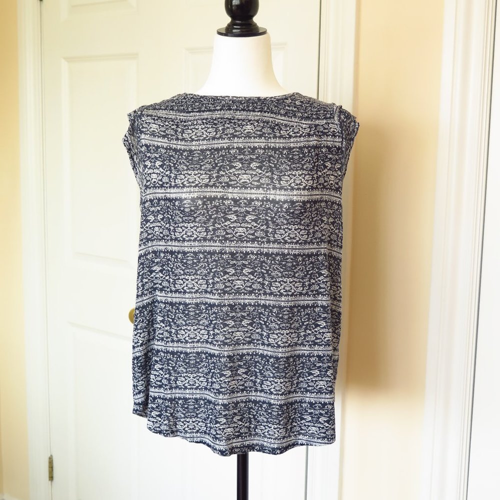 Flowy Floral Loose-fitting Short-sleeved Top